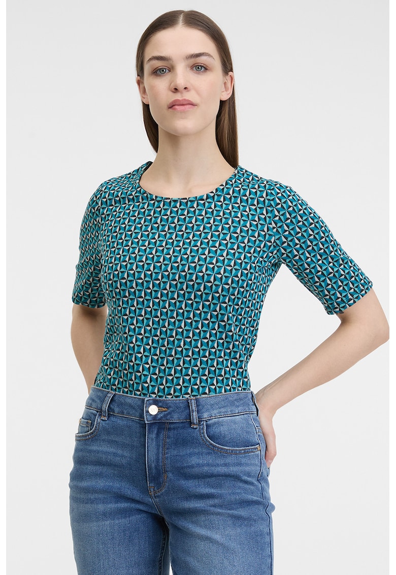 Bluza cu model si decolteu rotund