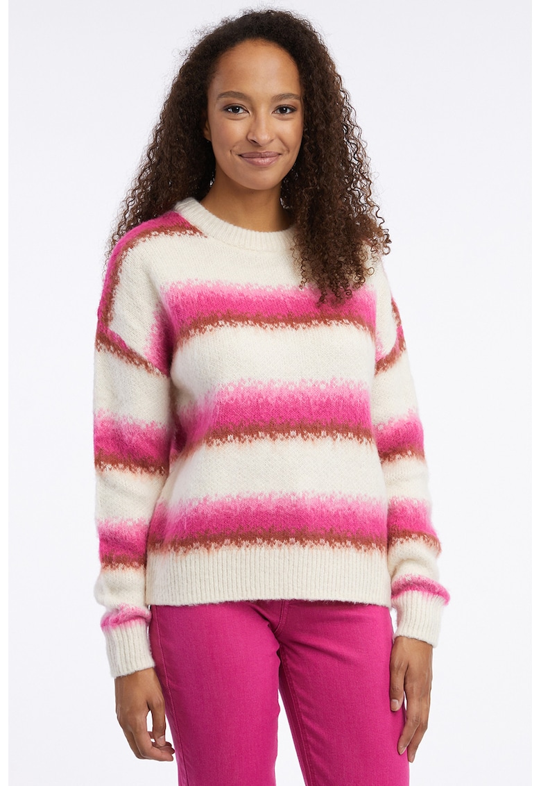 Pulover tricotat cu model in dungi