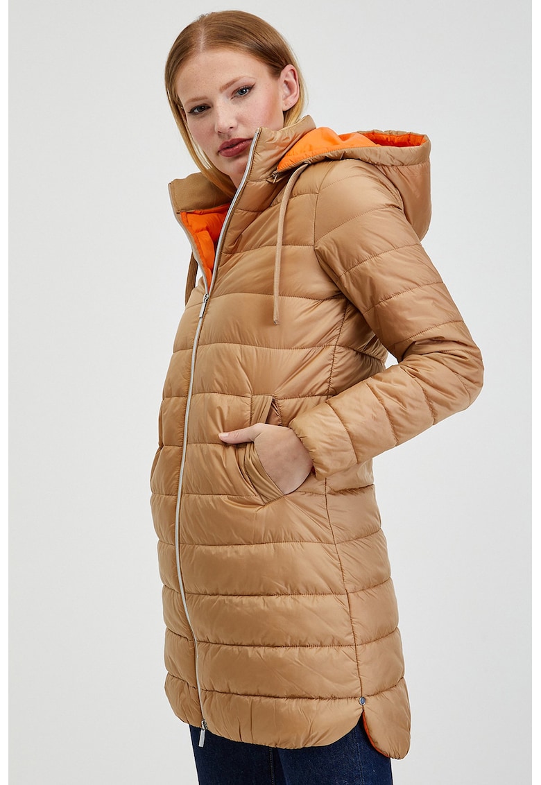 Geaca lunga cu gluga