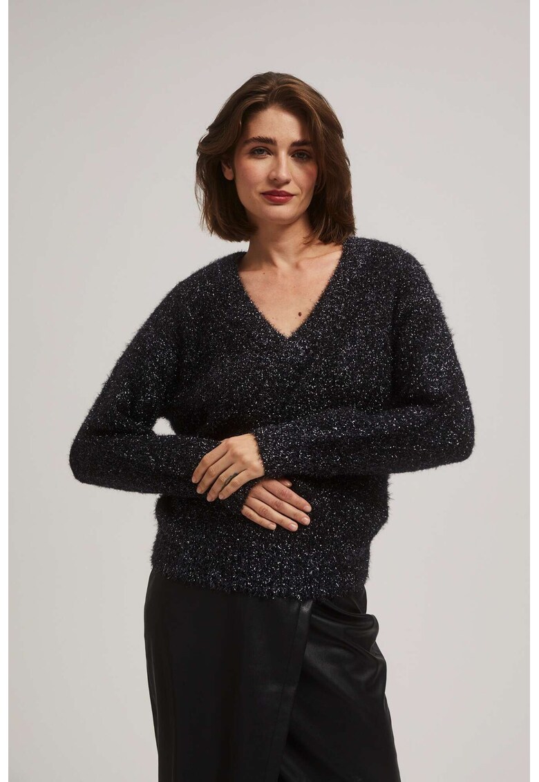 Pulover cu decolteu in V si fir metalic - Negru