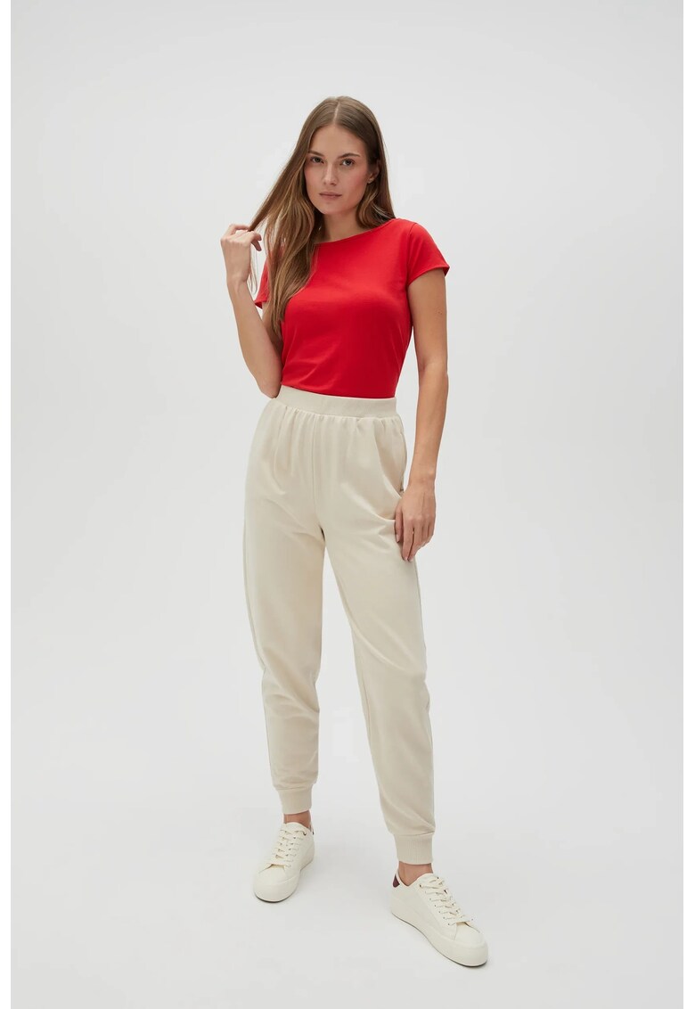 Pantaloni de trening bej pentru femei - 65875 - Bej
