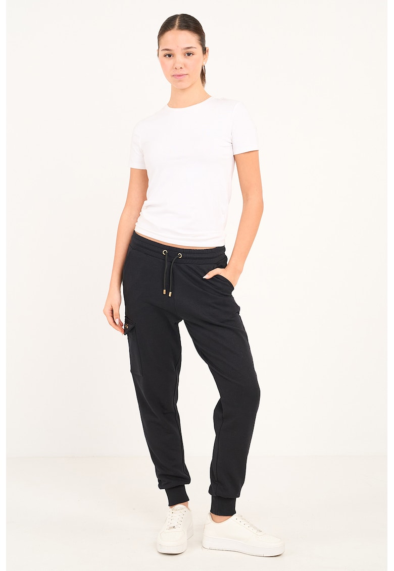 Pantaloni conici de trening cu snur