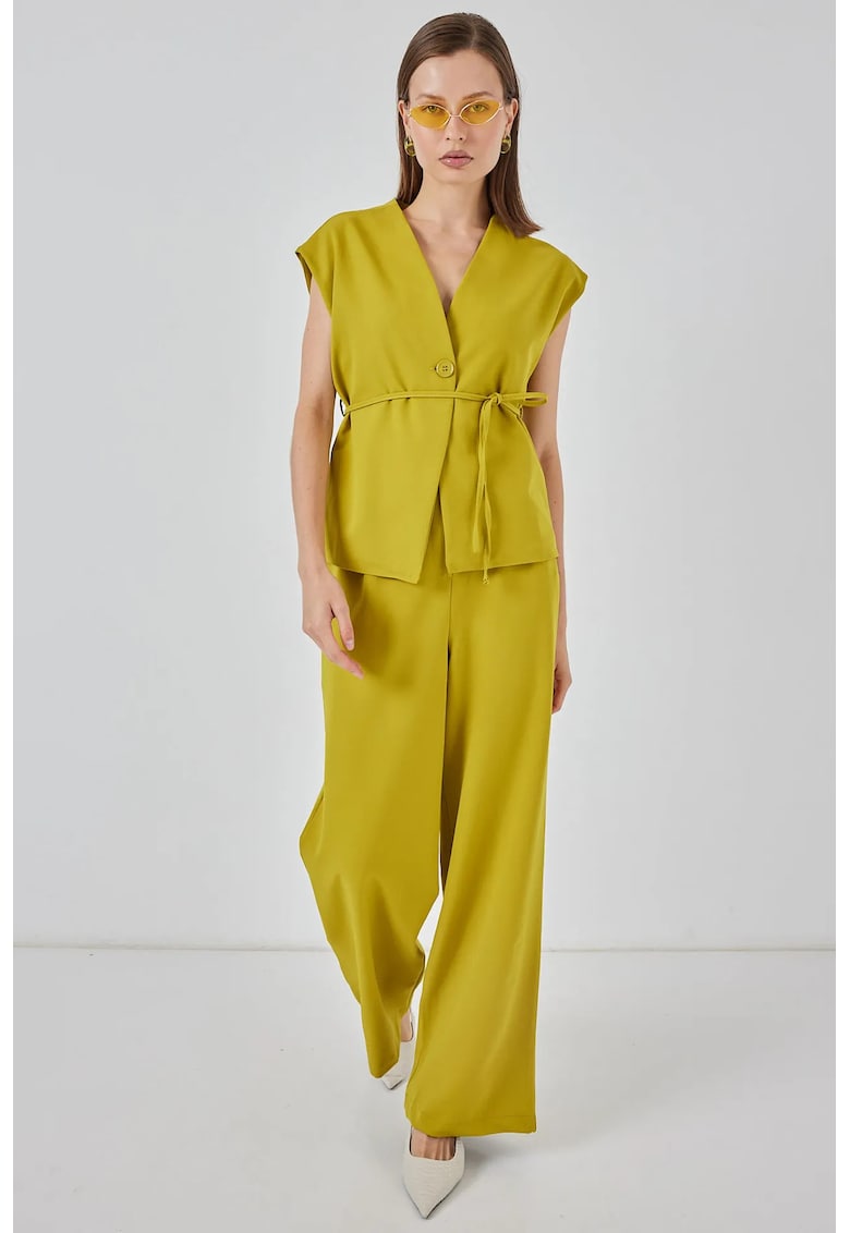 Costum dama HiCCUP - set coordonat - top cu decolteu in V - pantaloni cu picior larg - verde masliniu - textil