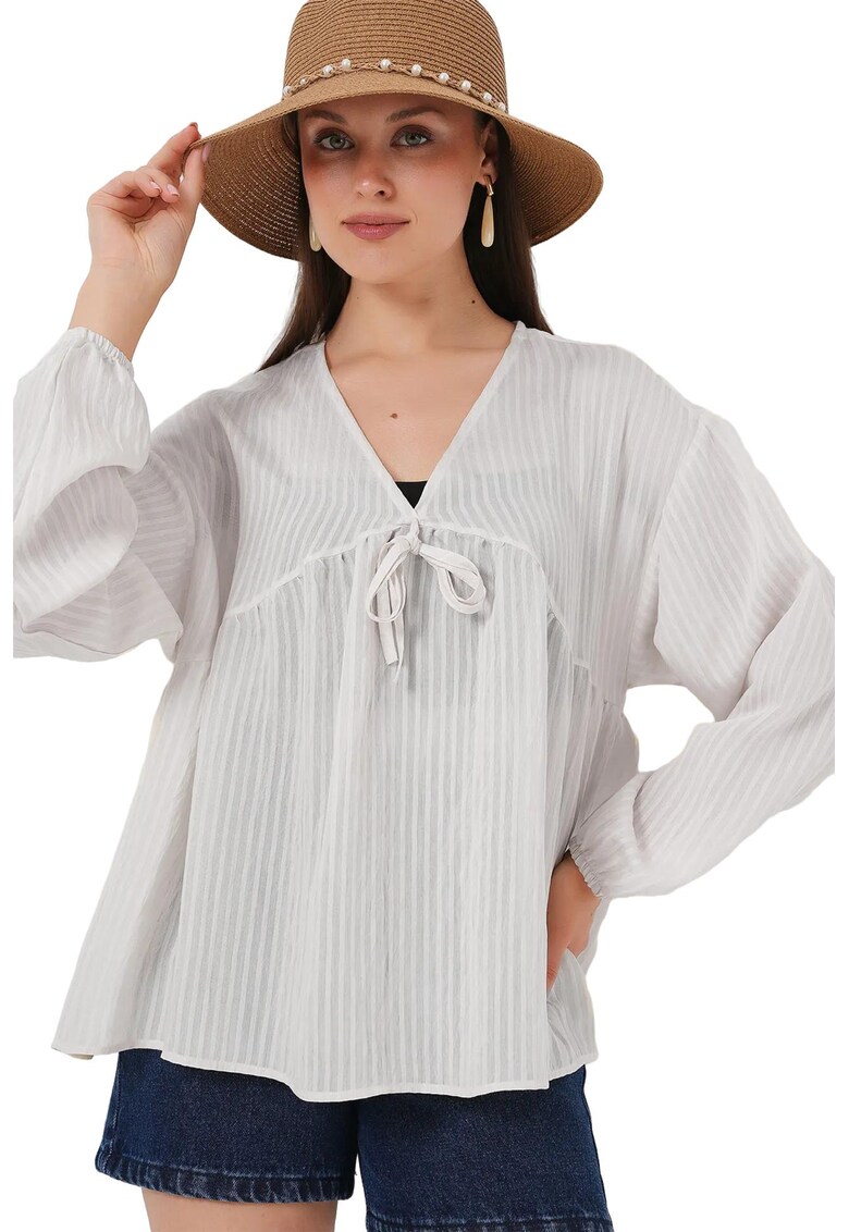 Bluza dama HiCCUP - model BDART - decolteu in V - volane - ivoire - textil