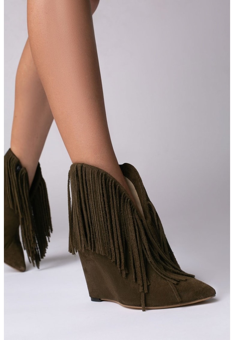 Cizme tip ciocate Nemesis piele intoarsa kaki cu franjuri