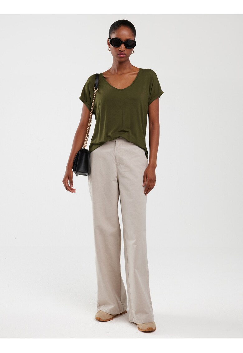 Tricou din amestec de vascoza cu decolteu in V Valeria