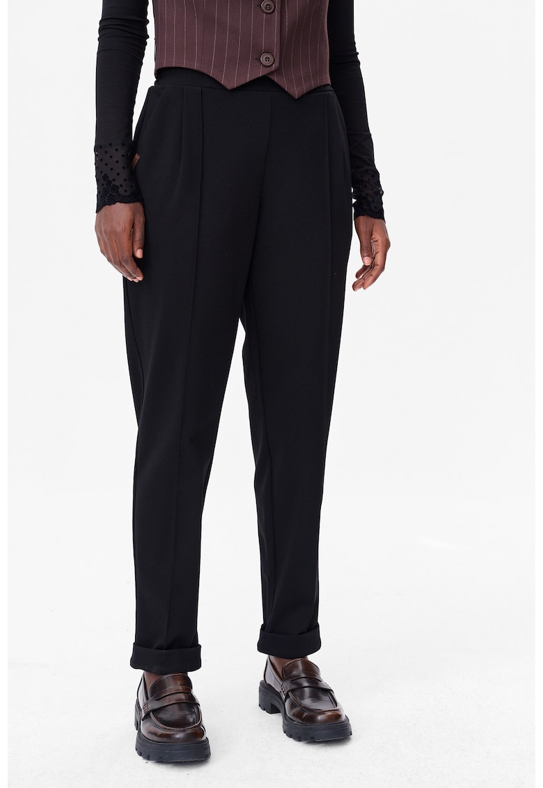 Pantaloni cu buzunare oblice si pensa Shazam -