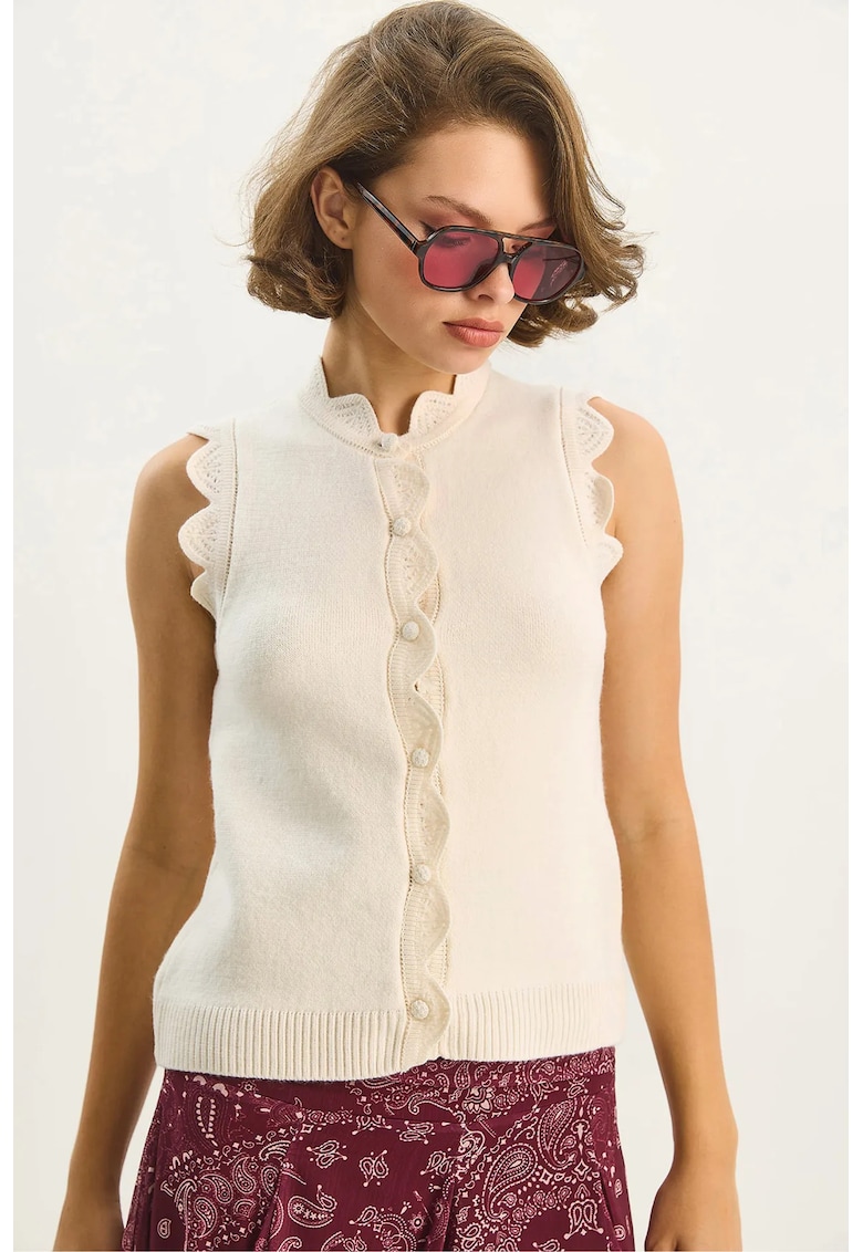 Bluza tip vesta guler rotund - volane - crem natural - tricot -