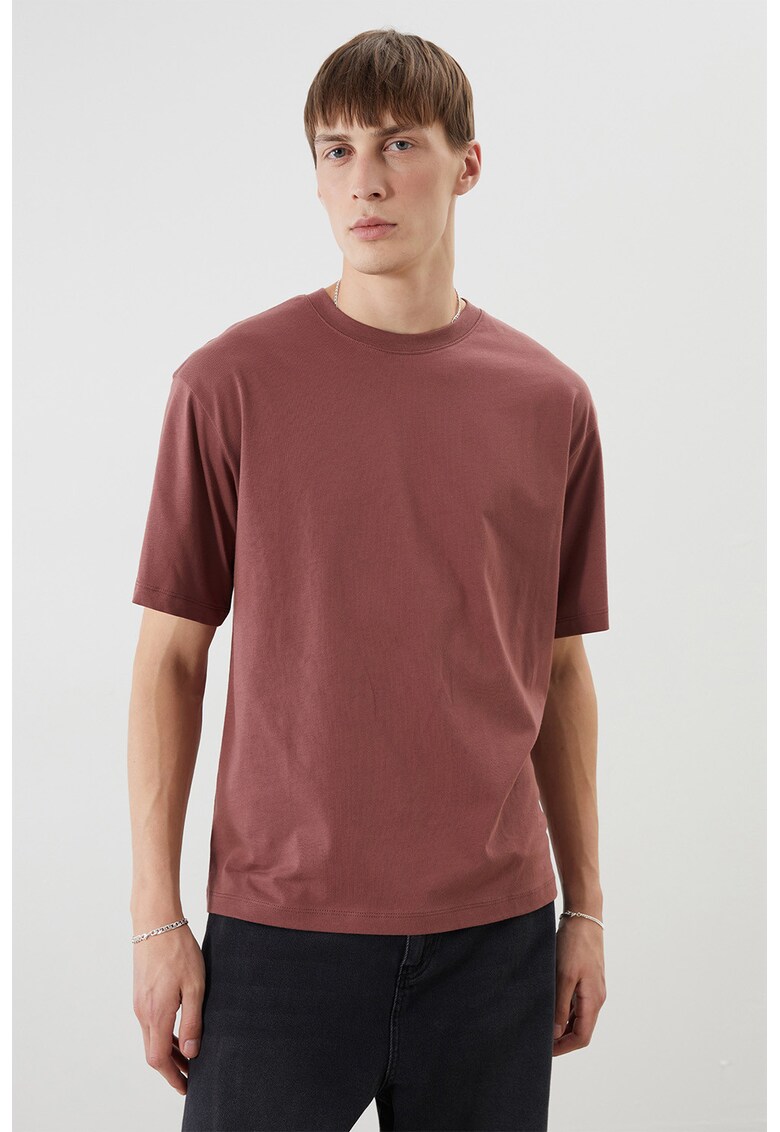 Tricou lejer de bumbac cu decolteu la baza gatului - Rosu stins