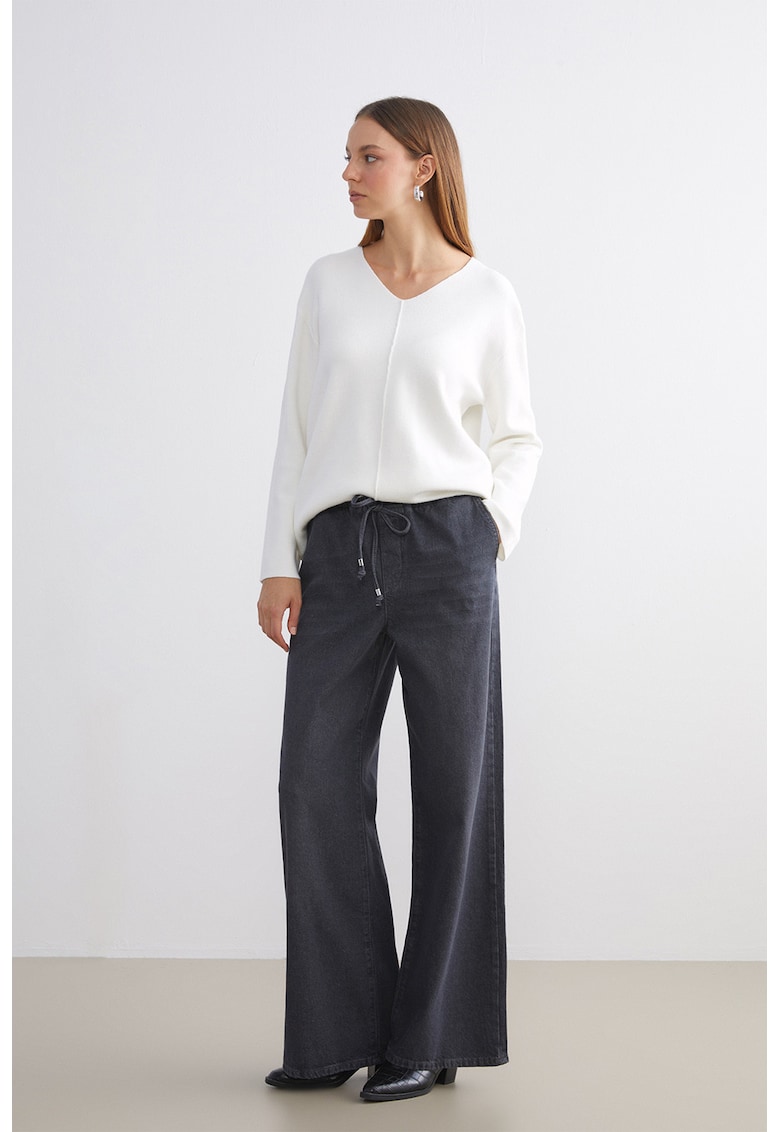 Blugi cu croiala ampla - snur si buzunare laterale - Gri inchis