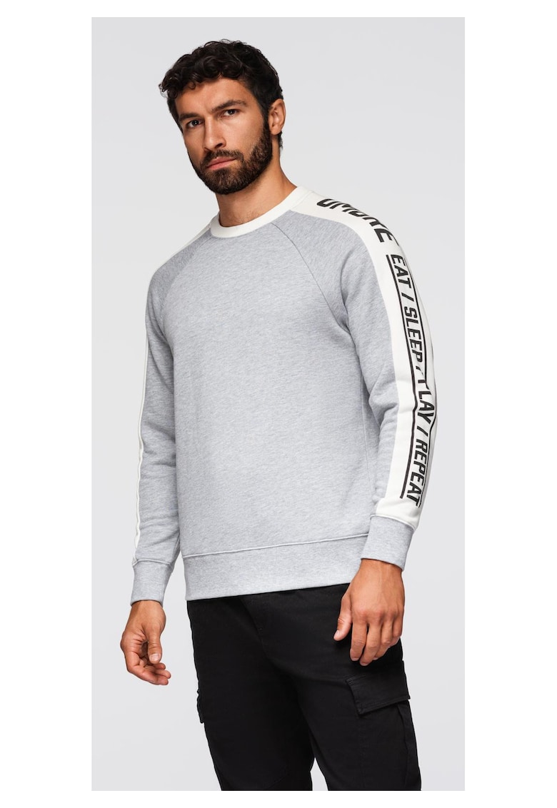 Bluza cu dungi contrastante si maneci raglan OM-SSNZ-0200