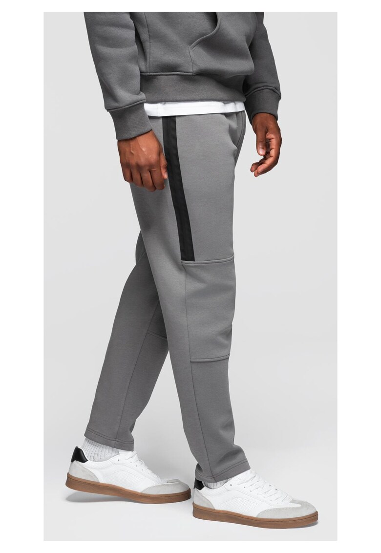 Pantaloni de trening cu picior drept si detalii elastice OM-PASK-0281 - Gri