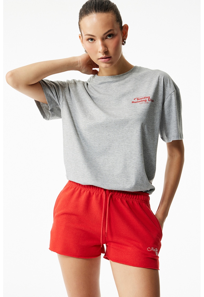 Tricou cu decolteu la baza gatului - Gri deschis/Rosu inchis