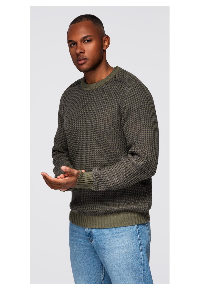 Pulover din tricot contrastant cu decolteu rotund OM-SWSW-0122