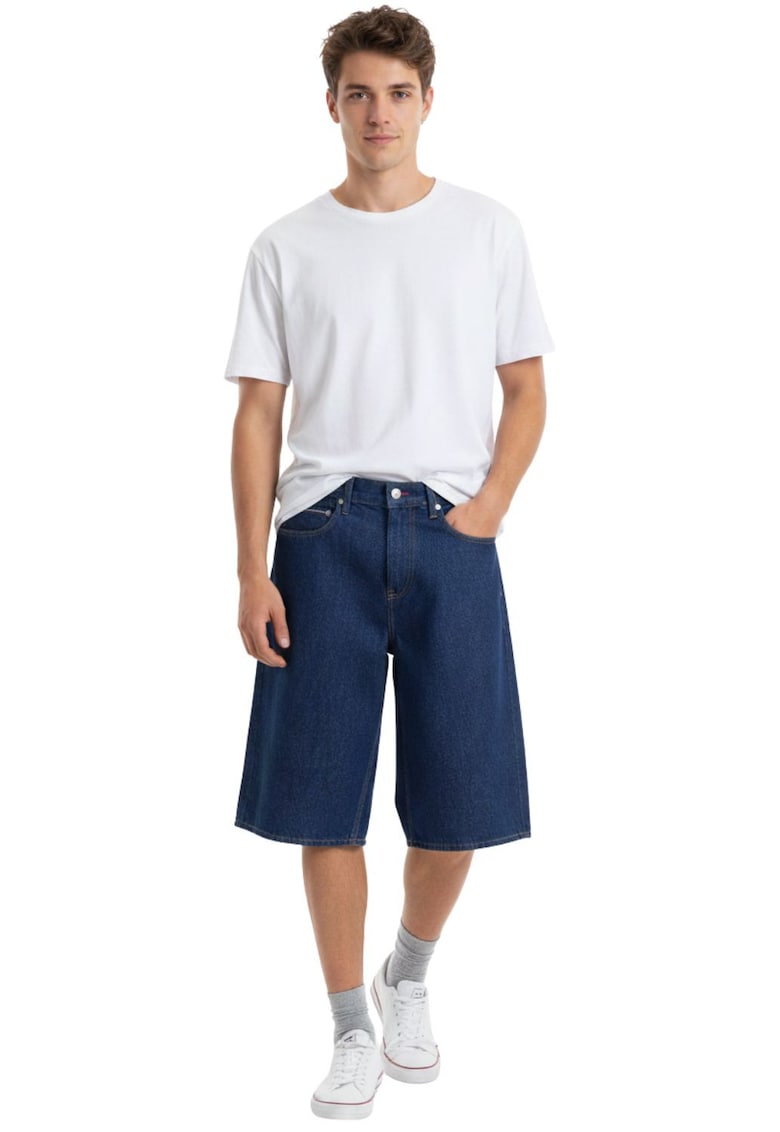 Blugi scurti cu talie medie -