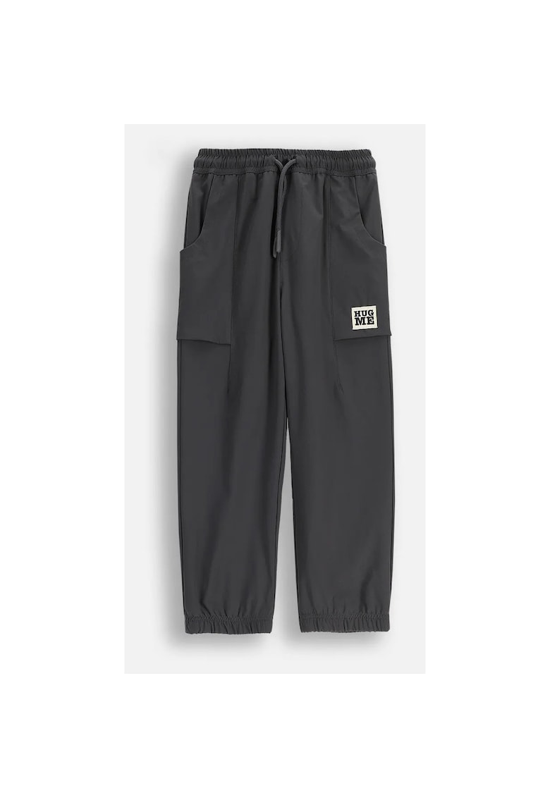 Pantaloni slim fit cu buzunare