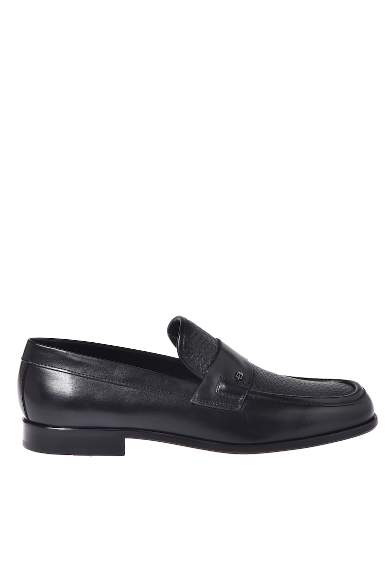 Pantofi loafer de piele si varf ascutit - Negru