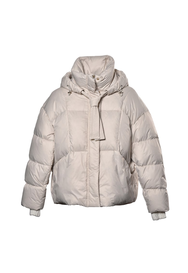 Geaca cu umplutura de puf si gluga