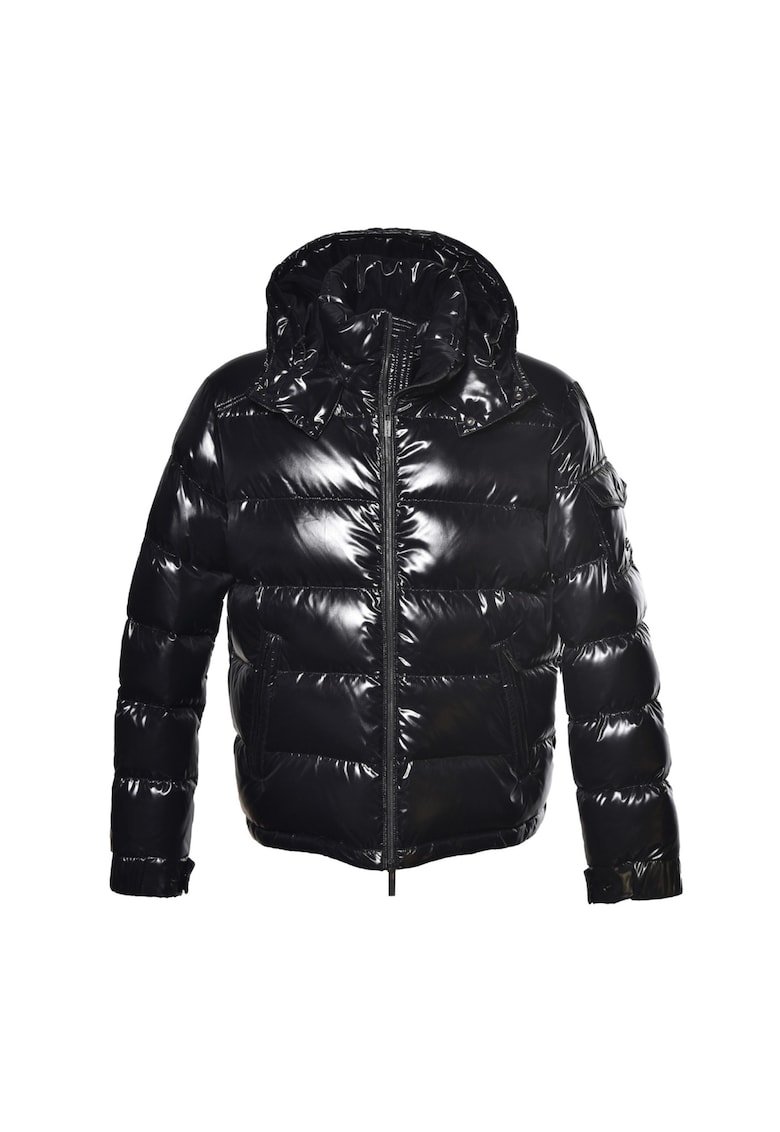 Geaca matlasata cu fermoar