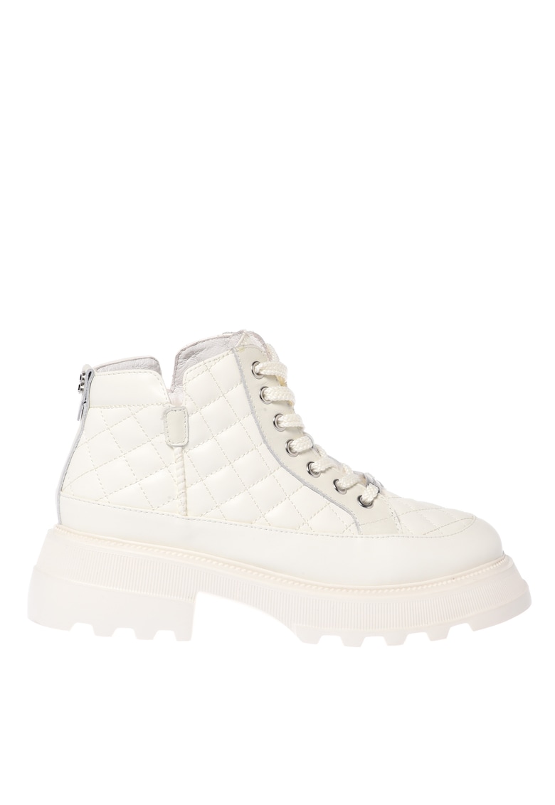 Botine cu toc masiv si aspect matlasat - Alb