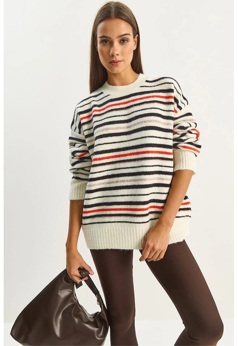 Pulovere dama - tricotat supradimensionat - dungi - crem natural - tricot -