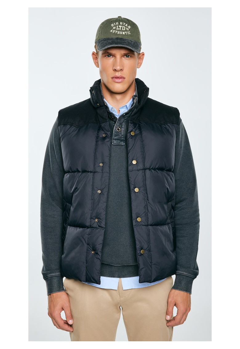 Vesta matlasata cu inchidere cu capse Agrib 906