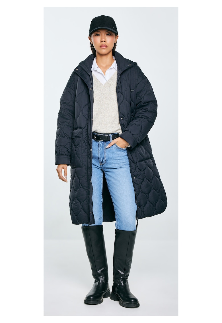 Geaca matlasata supradimensionata cu doua buzunare cu clape Kinnetisa