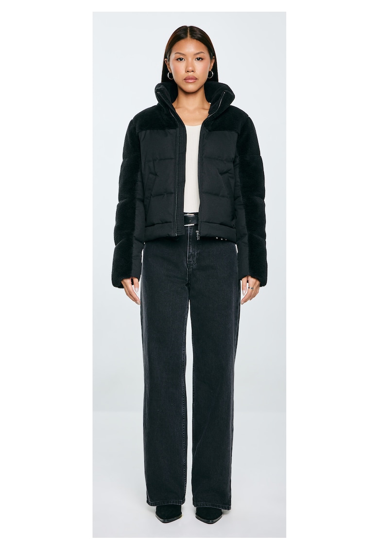 Geaca cu blana sintetica -