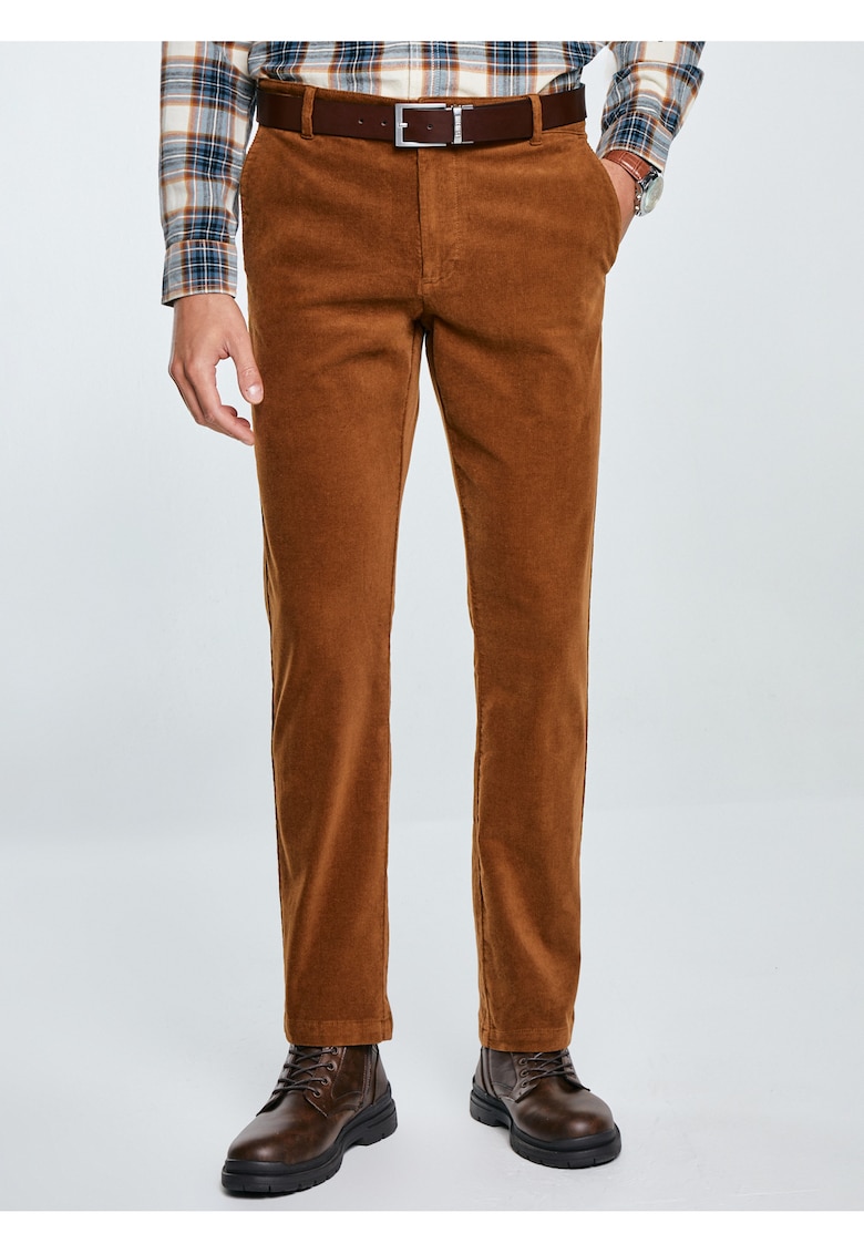 Pantaloni chino din reiat cu croiala slim-fit