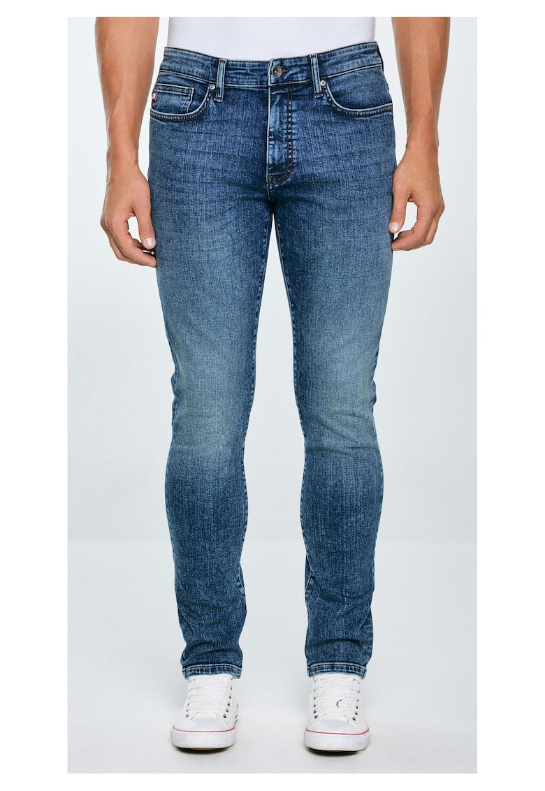 Blugi conici cu aspect prespalat Terry Carrot 441