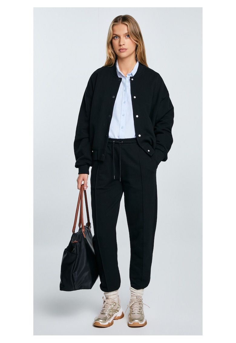 Pantaloni cu snur de ajustare si pensa