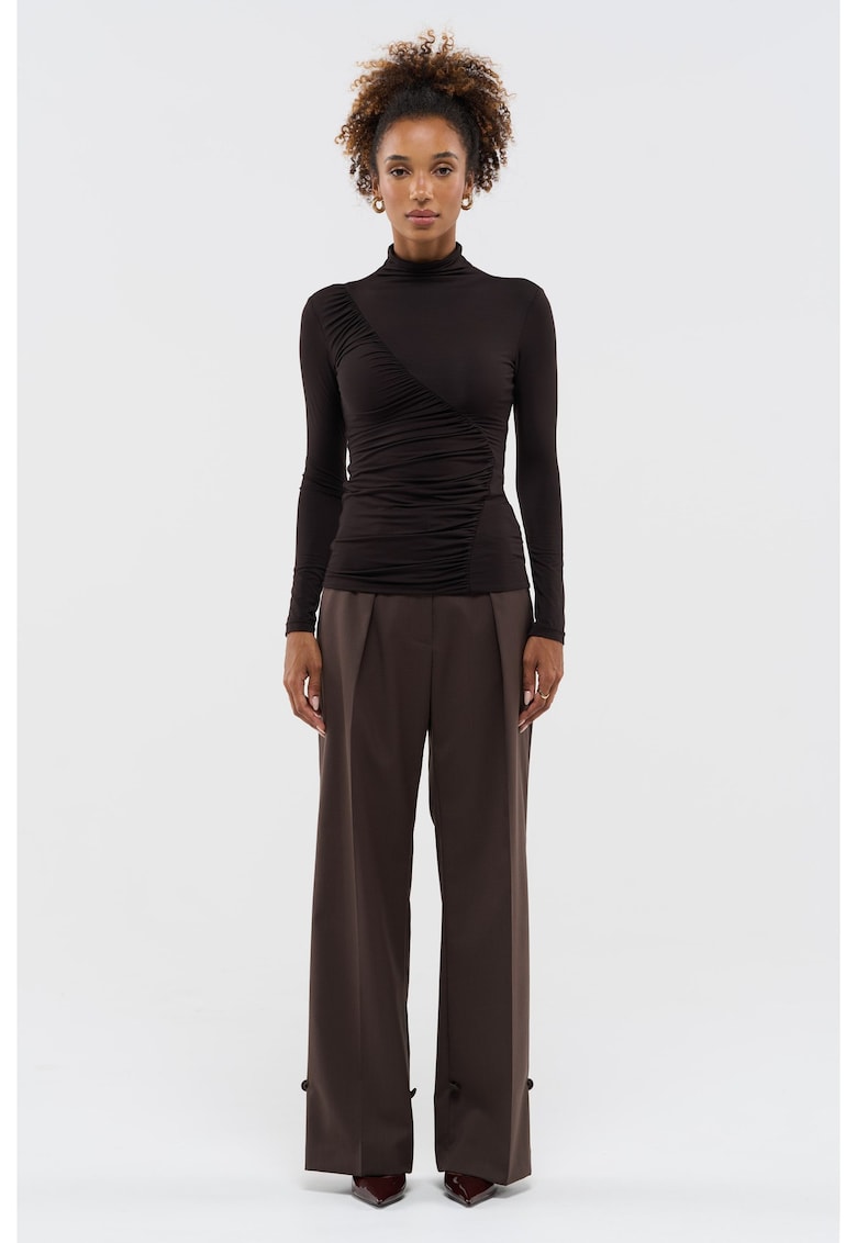 Bluza din amestec de modal - cu guler inalt si fronseuri