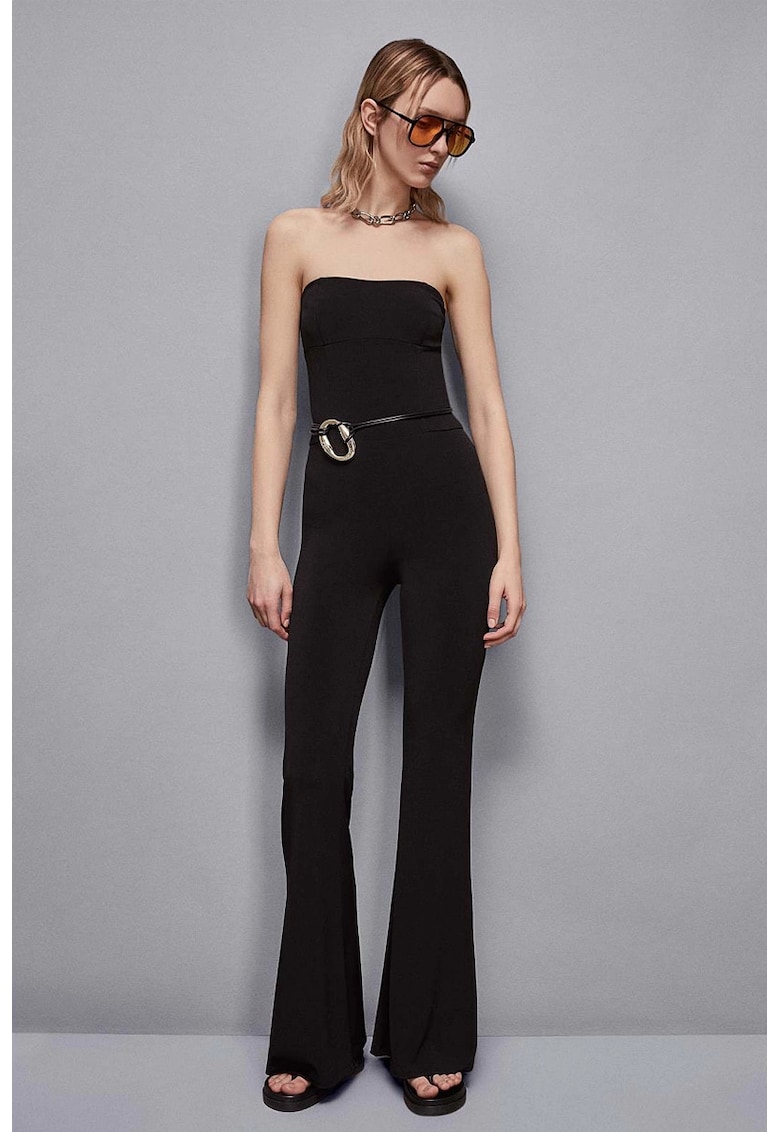 Salopeta cu umerii goi