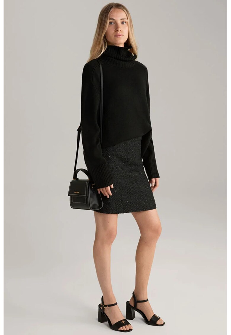 Fusta scurta cu insertii de paiete