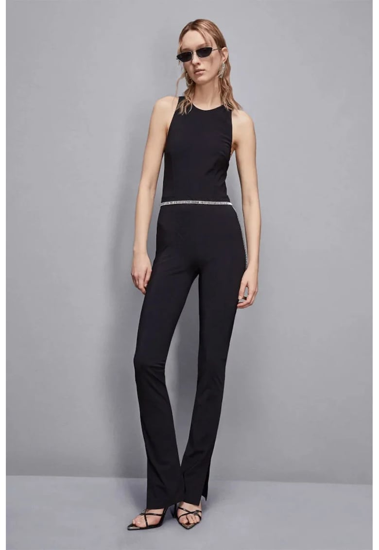 Salopeta fara maneci cu detaliu metalic la umar