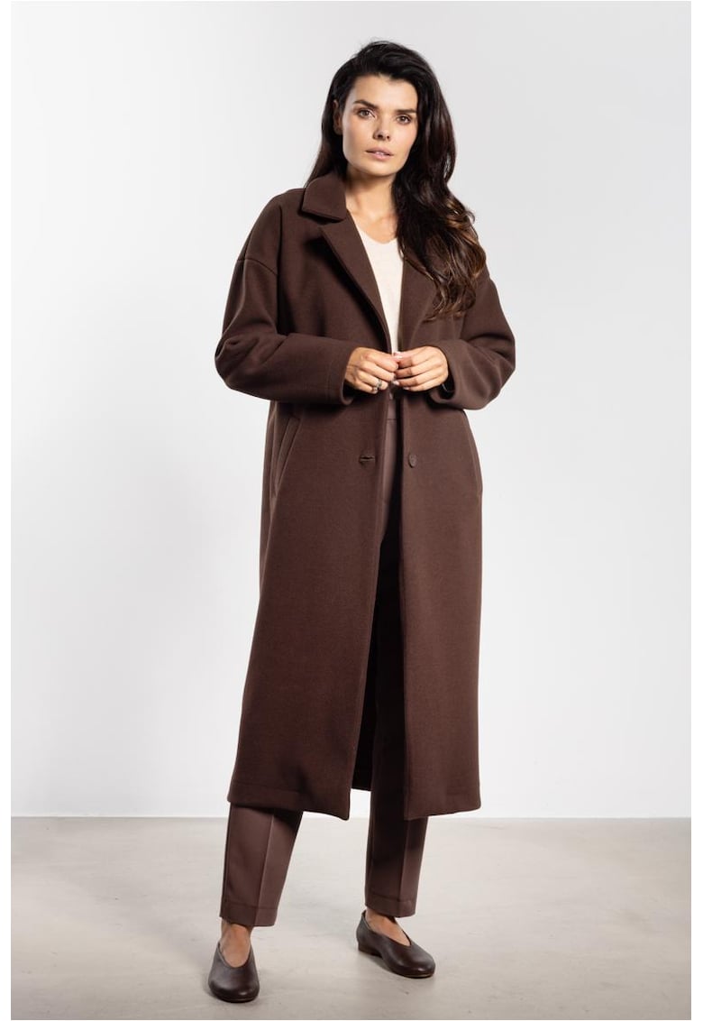 Palton lung cu buzunare oblice si revere decupate