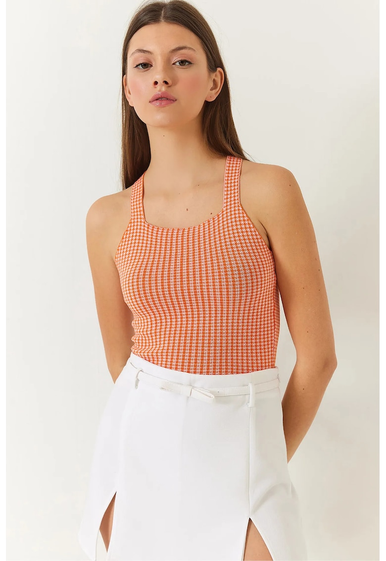 Top scurt mulat - imprimeu in carouri - tricot -