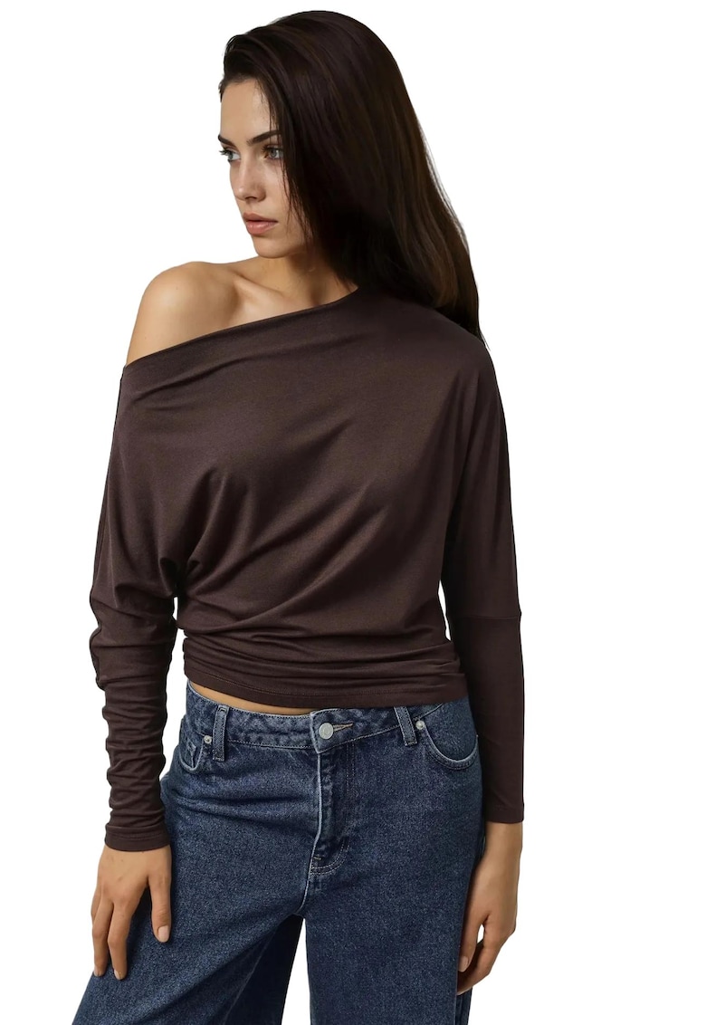 Bluza dama - tricotat elastic - maneca lunga - guler asimetric - maro mocca inchis - jerseu