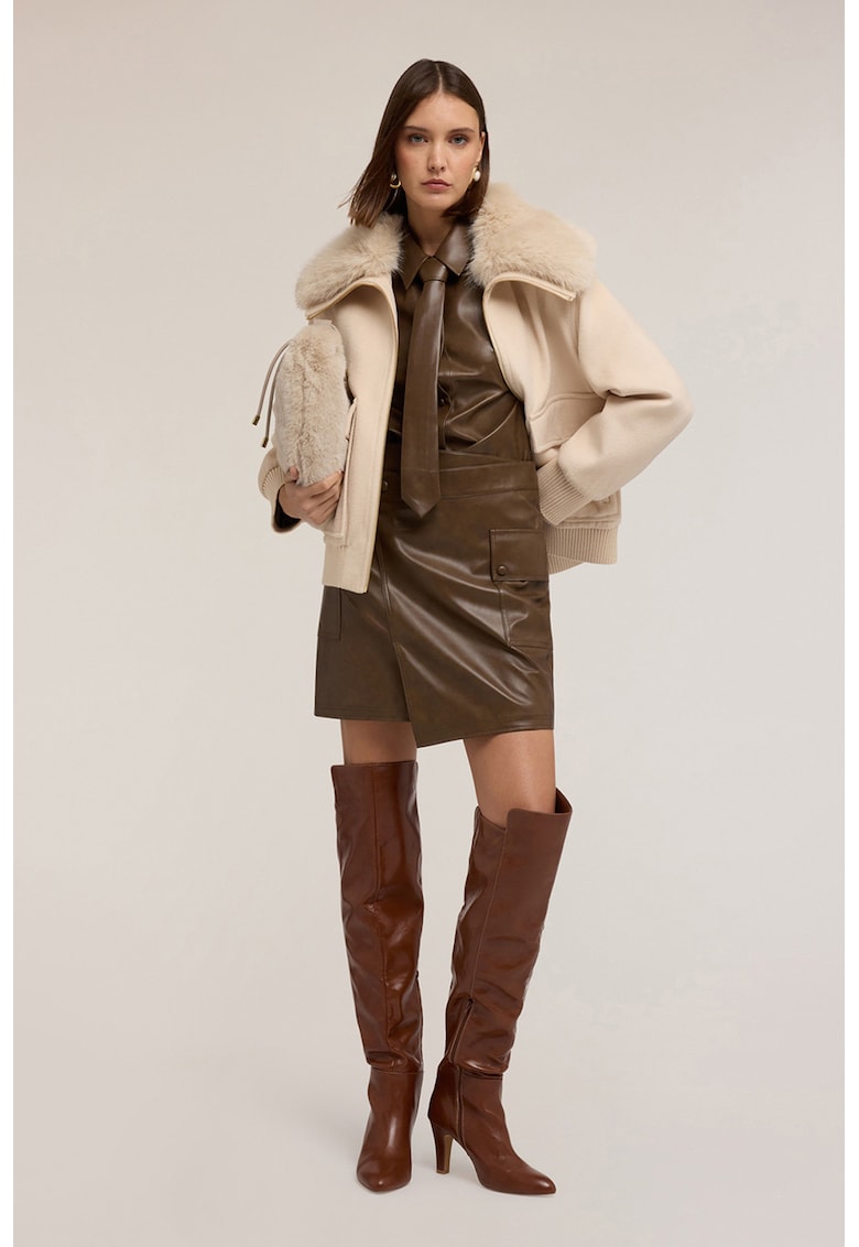 Jacheta din amestec de lana cu guler din blana sintetica