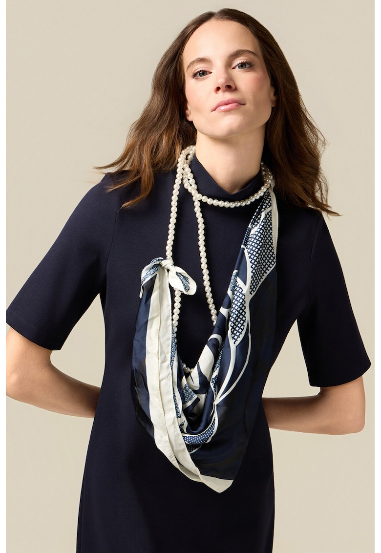 Rochie scurta cu maneci scurte