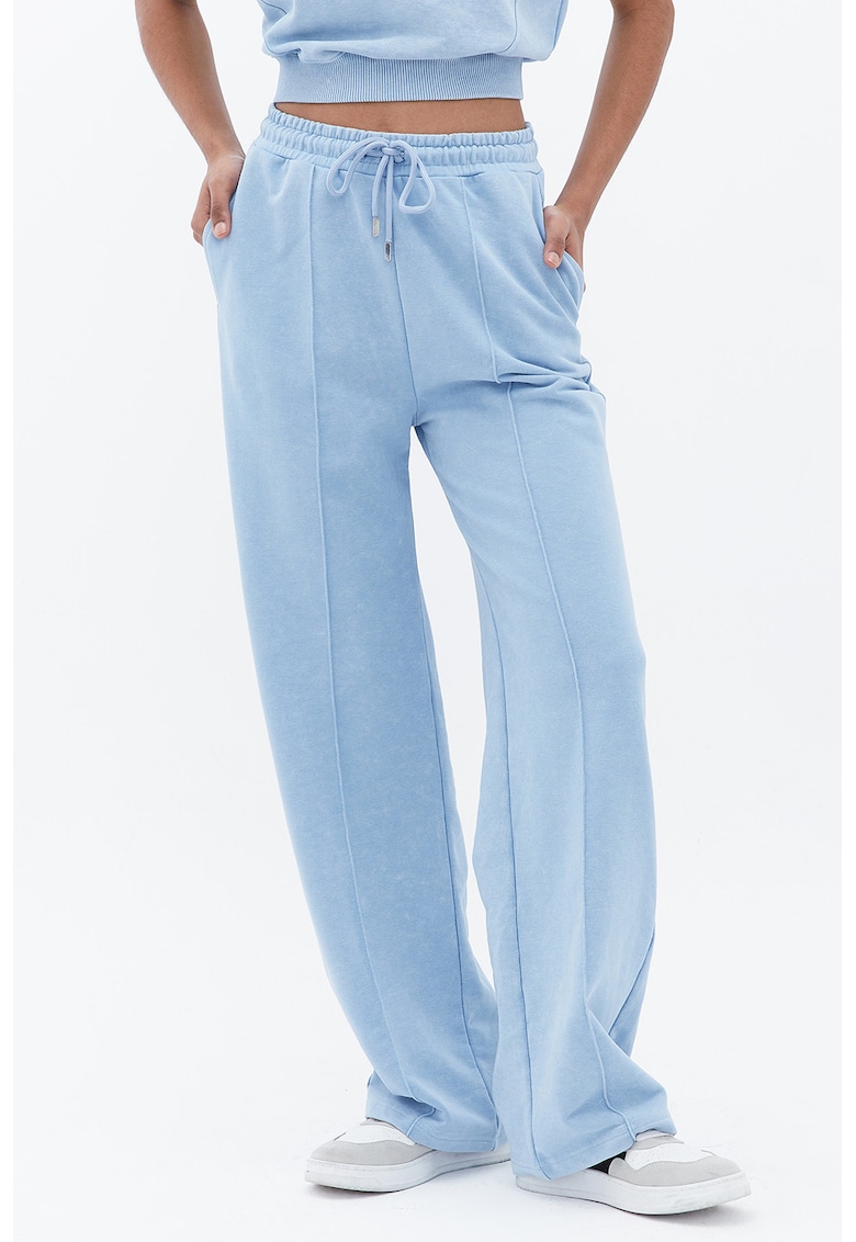 Pantaloni de trening cu snur de ajustare