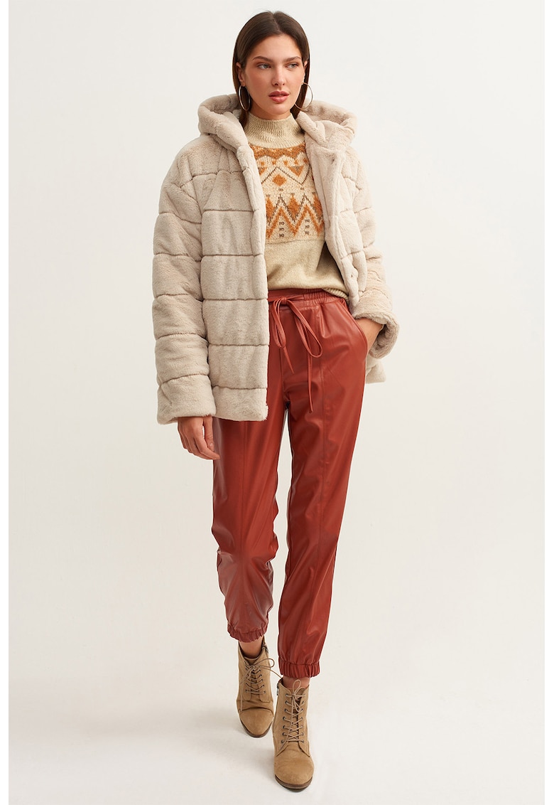 Haina scurta de blana sintetica cu gluga