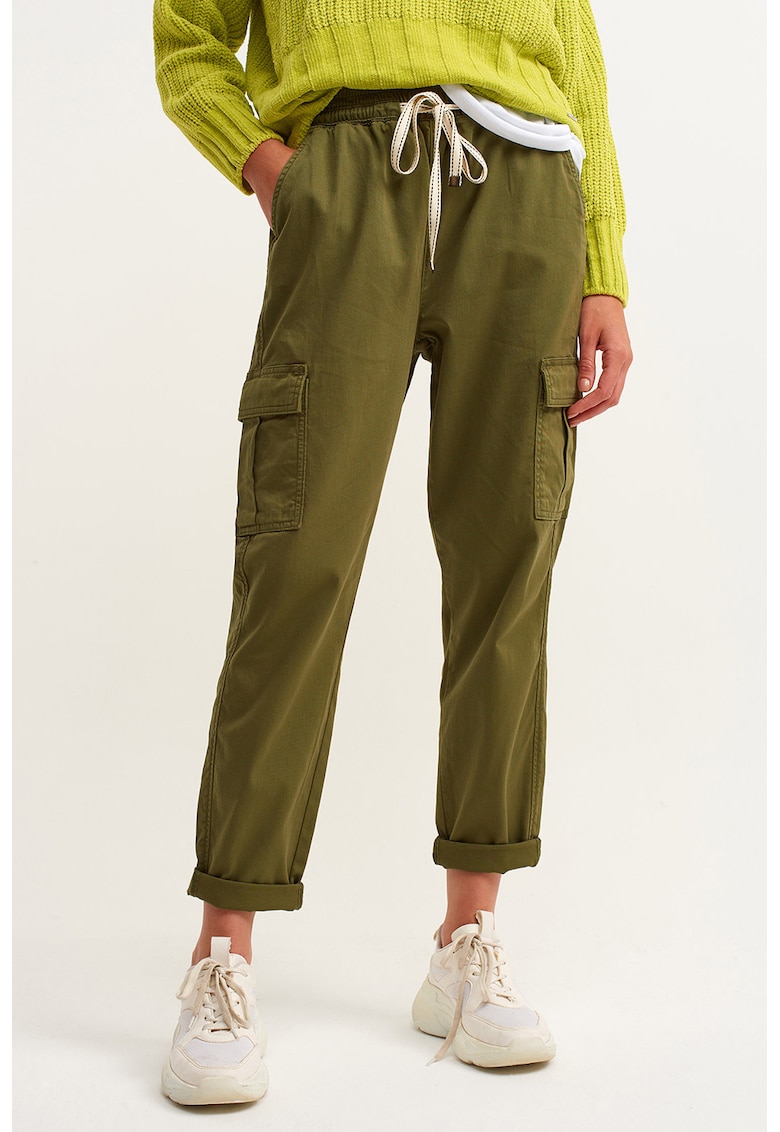 Pantaloni cargo cu snur de ajustare in talie
