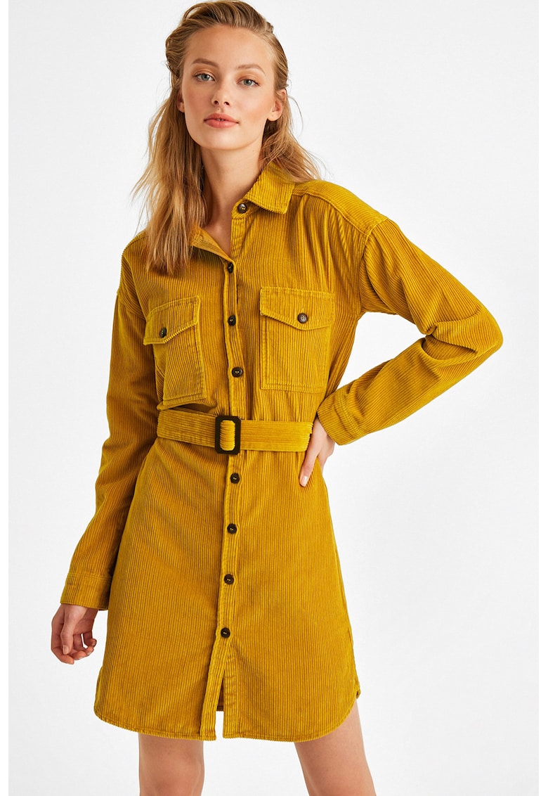 Rochie din reiat cu o curea