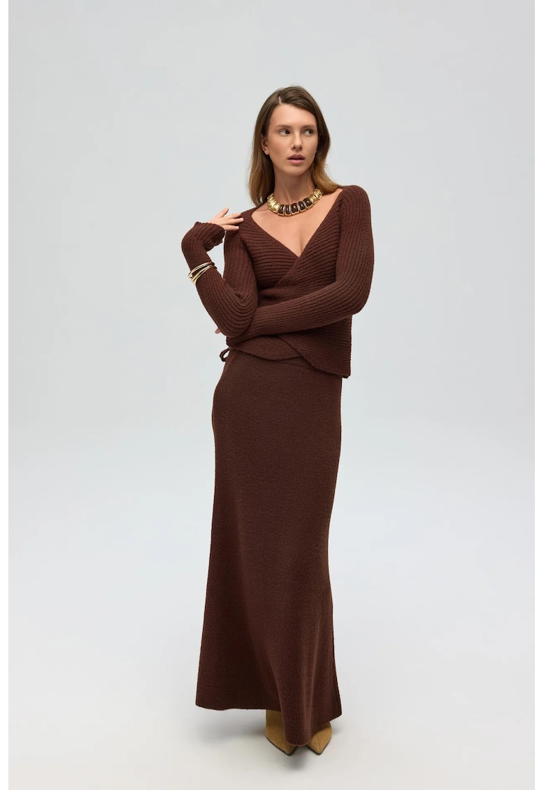 Costum dama - set top-fusta - tricot - maro cafea -