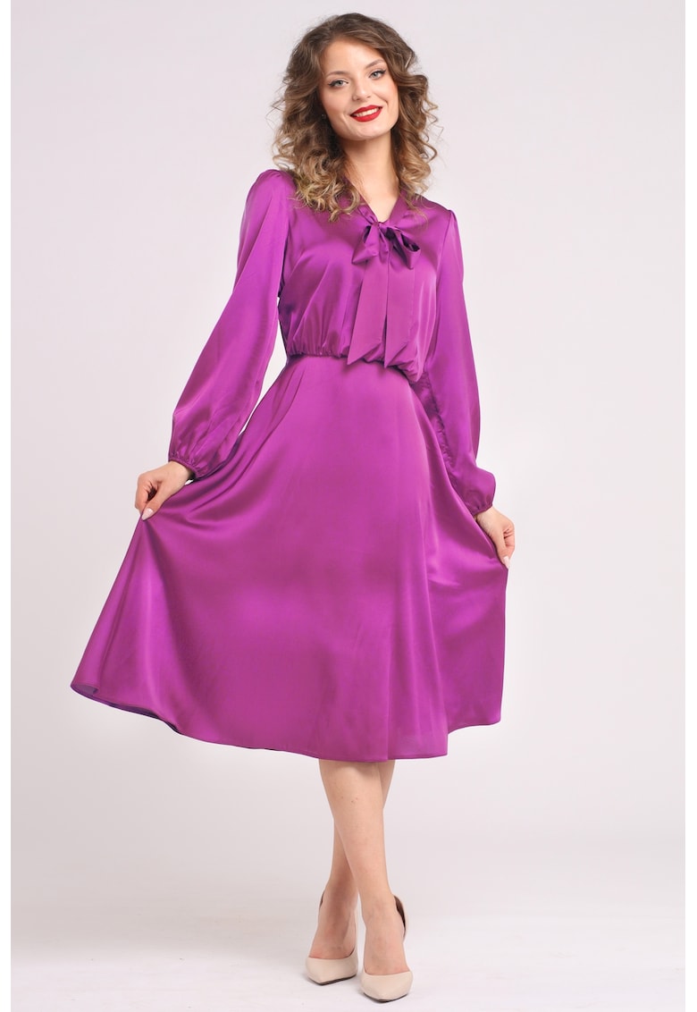 Rochie din satin cu funda din panglici