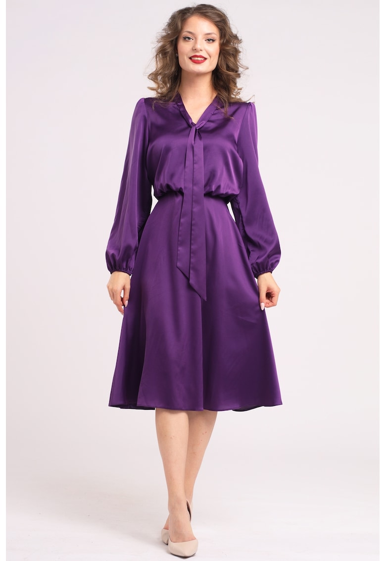Rochie din satin cu funda din panglici
