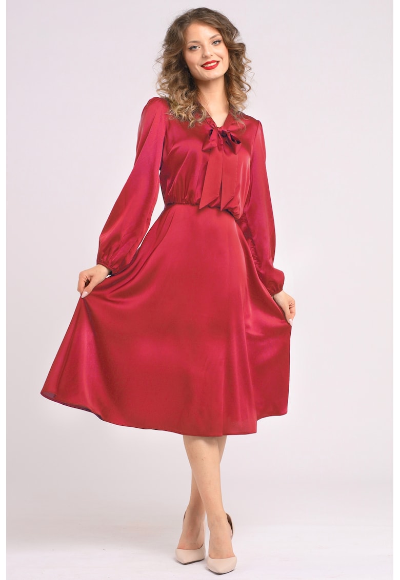 Rochie din satin cu funda din panglici