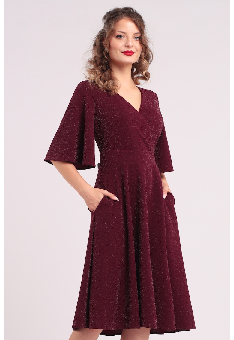 Rochie evazata cu maneci clopot