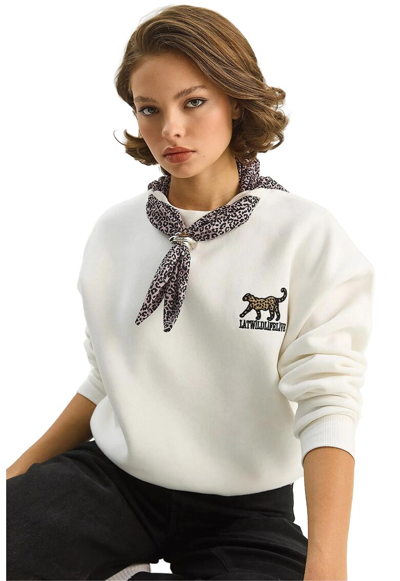 Hanorac dama cu broderie la gat - imprimeu leopard - alb - textil -